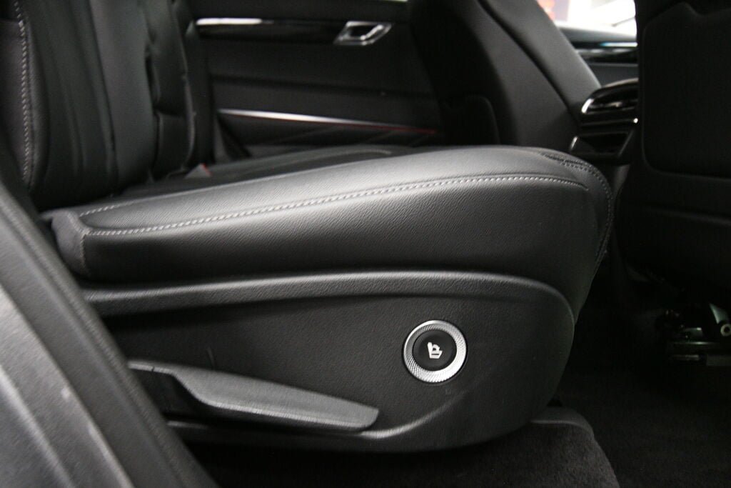 Used 2025 Genesis GV80 2.5T Standard AWD/4WD image 27