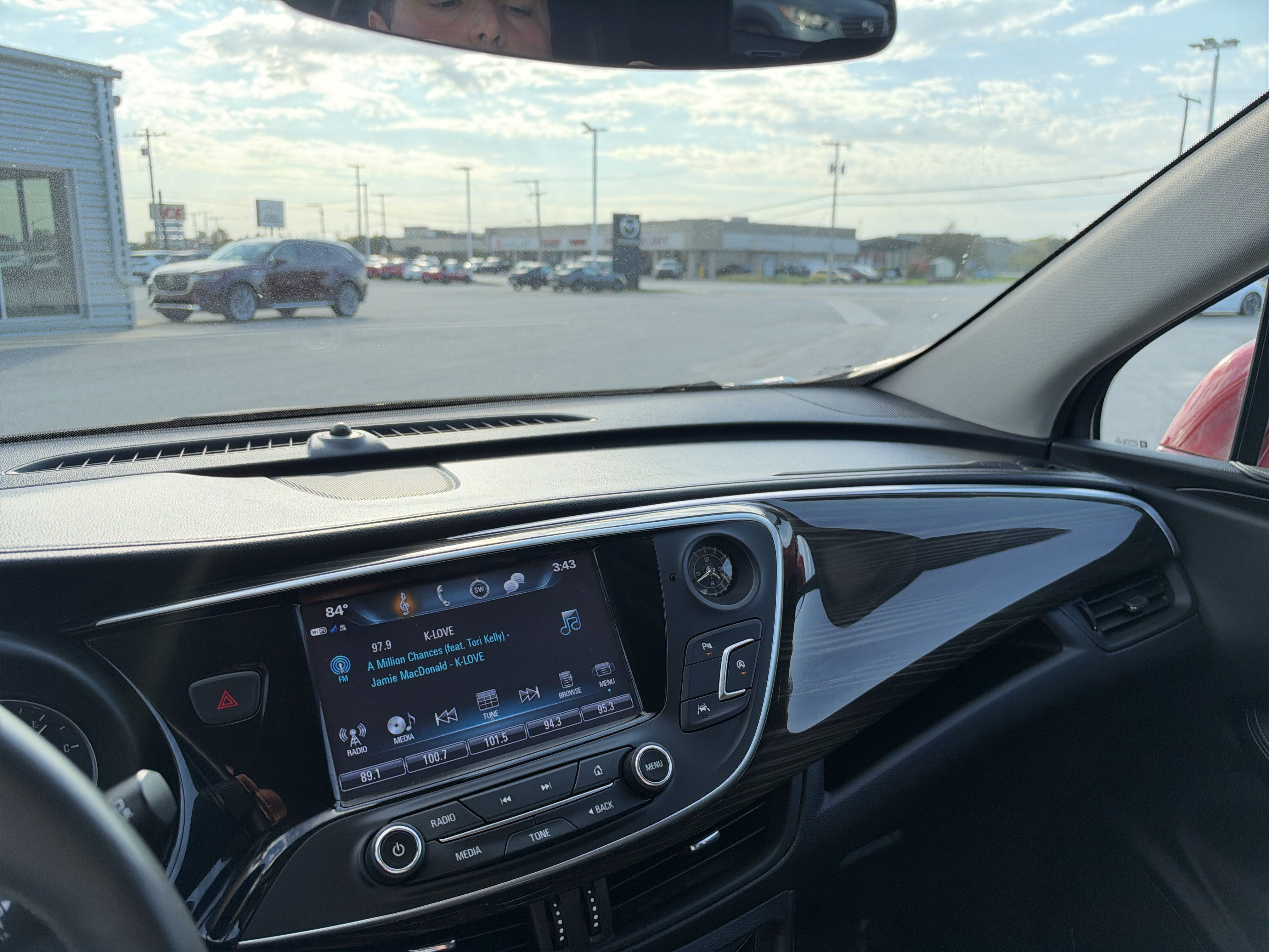 Used 2019 Buick Envision Premium AWD/4WD image 46