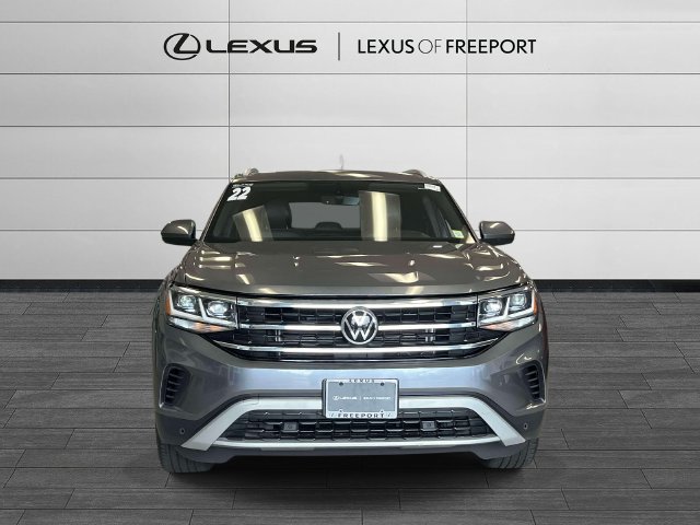 Used 2022 Volkswagen Atlas Cross Sport SE AWD/4WD image 2