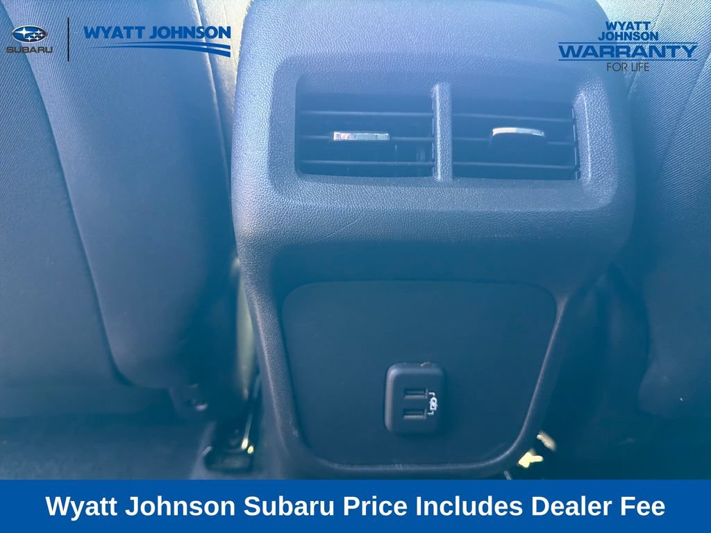 Used 2024 Chevrolet Equinox LT AWD/4WD image 32