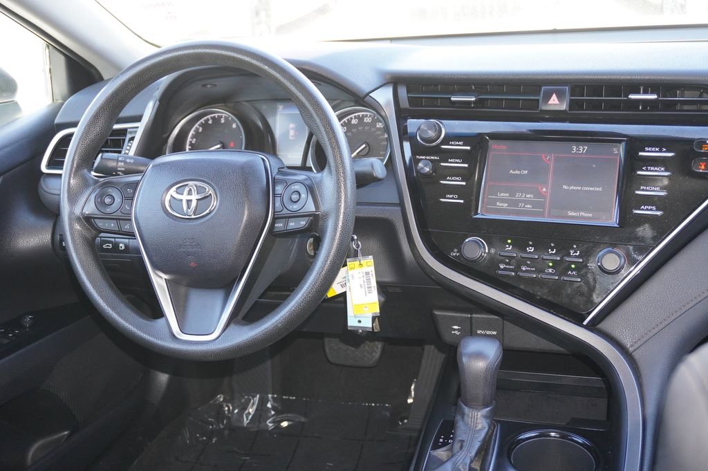 Certified 2018 Toyota Camry LE FWD image 7