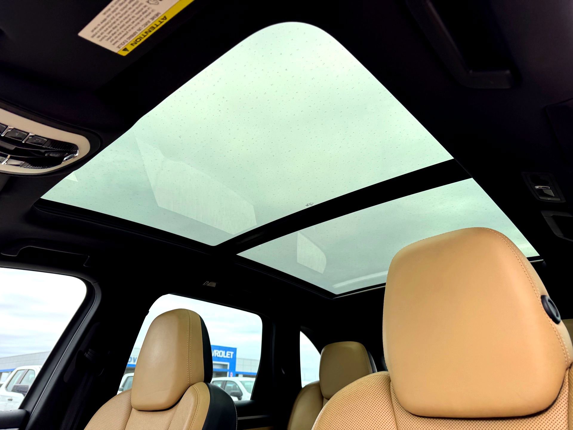 Used 2015 Porsche Cayenne S image 14