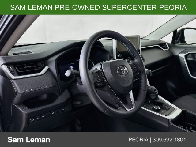 Used 2025 Toyota RAV4 XLE w/ Convenience Package AWD/4WD image 9