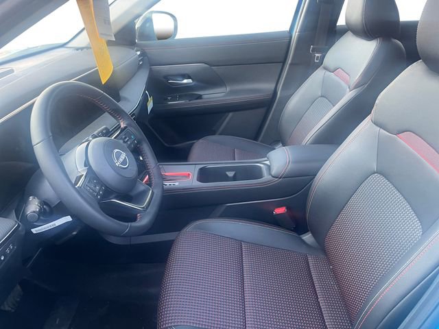 New 2025 Nissan Kicks SR w/ Illumination Package image 5