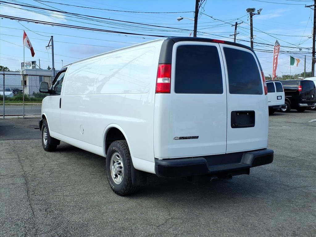 Used 2020 Chevrolet Express 2500 Extended w/ Enhanced Convenience Package RWD image 5