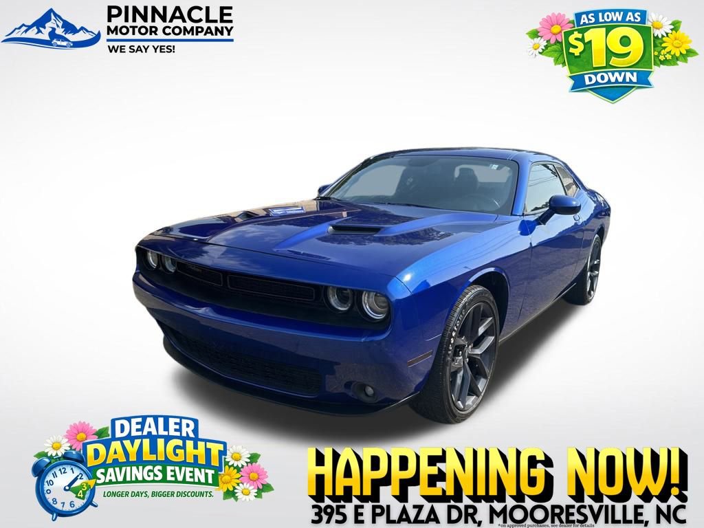 Used 2021 Dodge Challenger SXT w/ Blacktop Package image 3