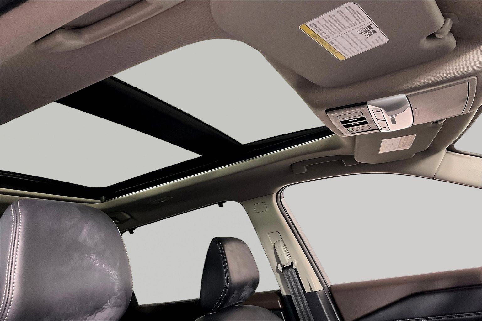 Used 2021 Nissan Rogue Platinum image 27