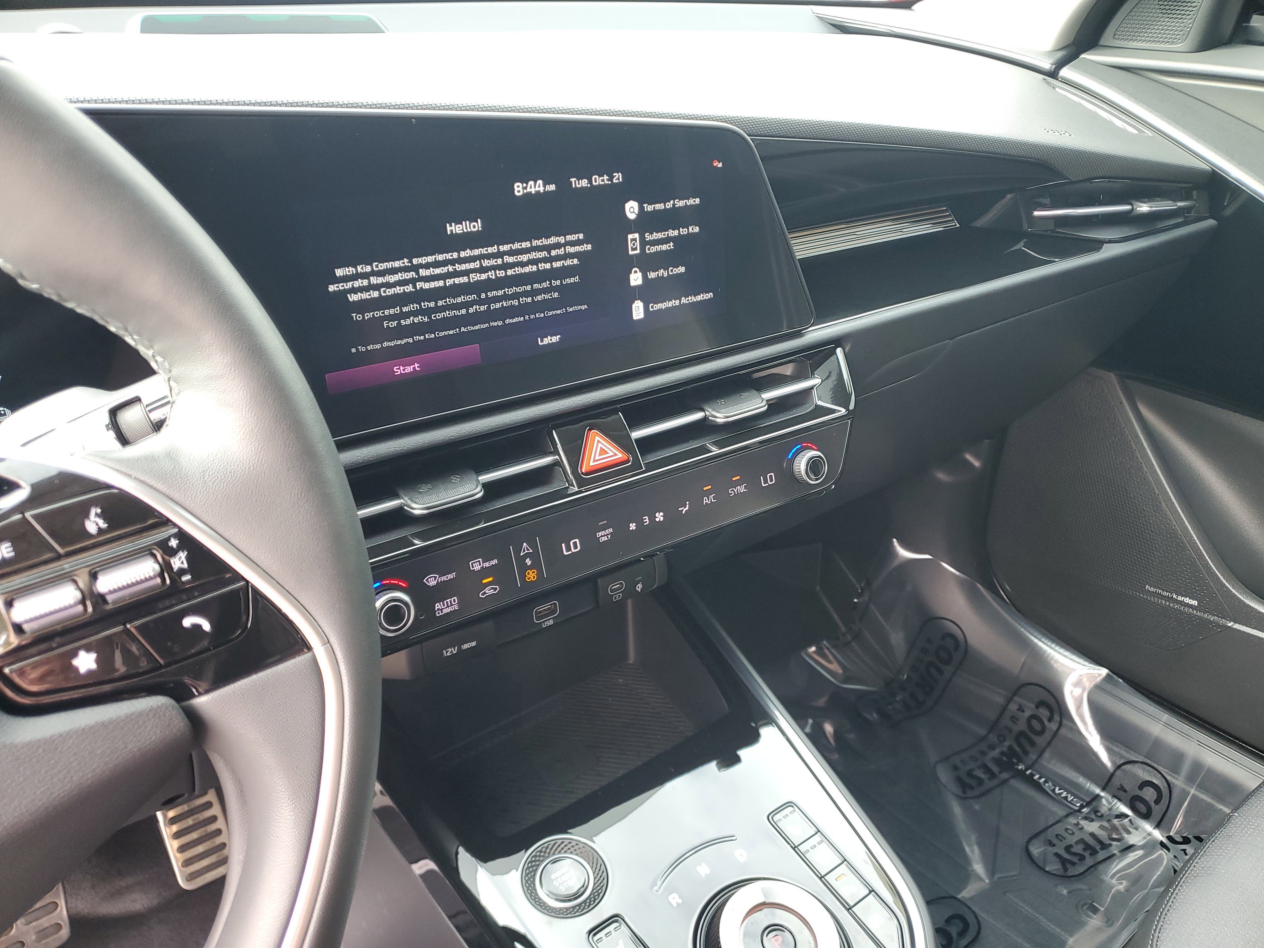 Certified 2024 Kia Niro SX Touring image 29