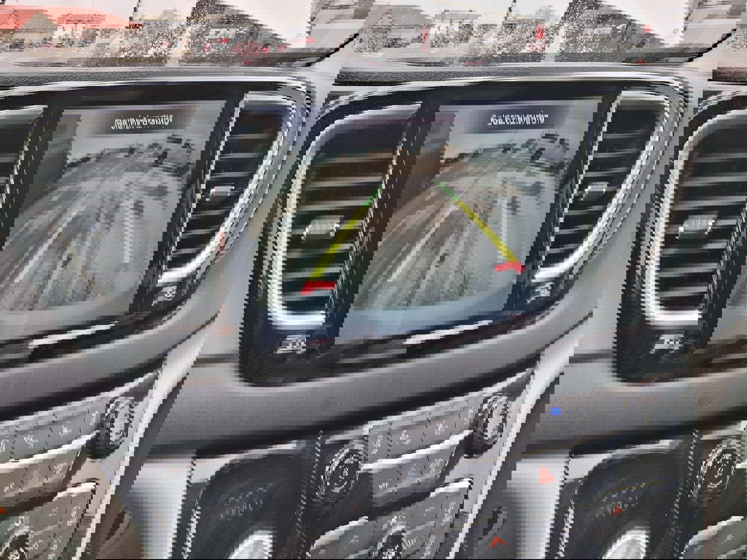 Used 2023 Chrysler Pacifica Touring-L FWD image 11