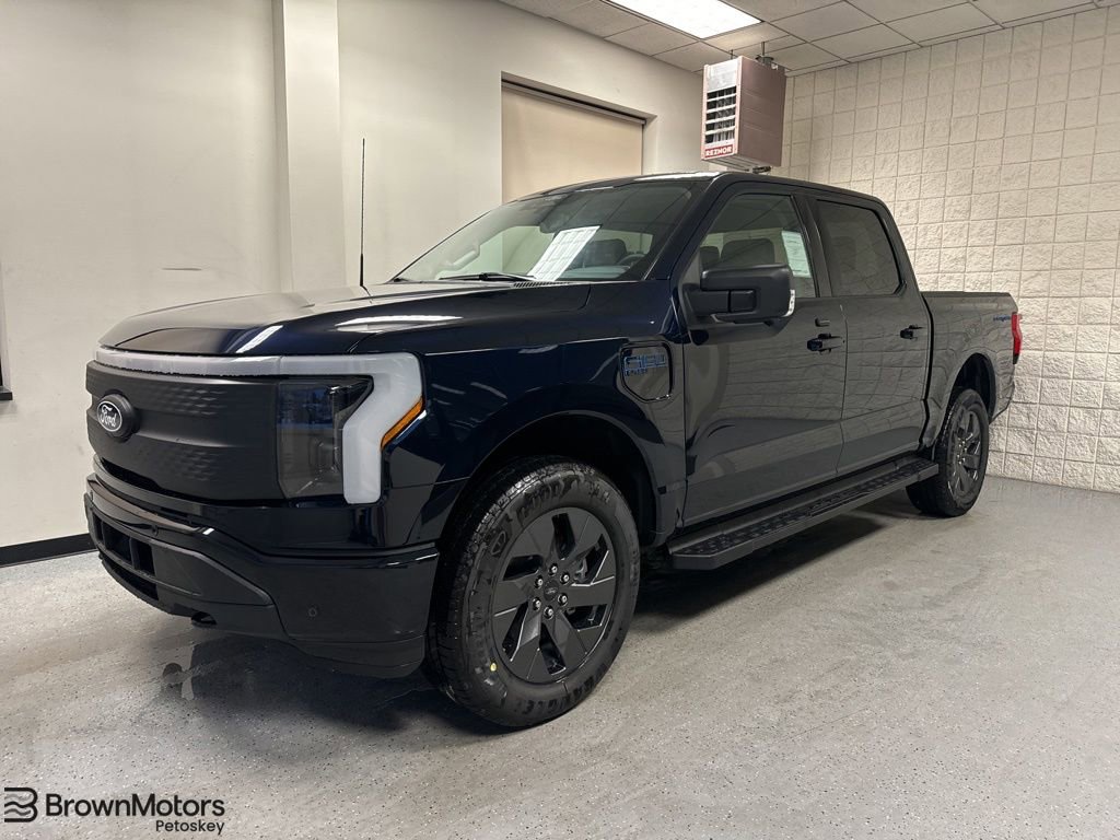 New 2025 Ford F150 Lightning Flash