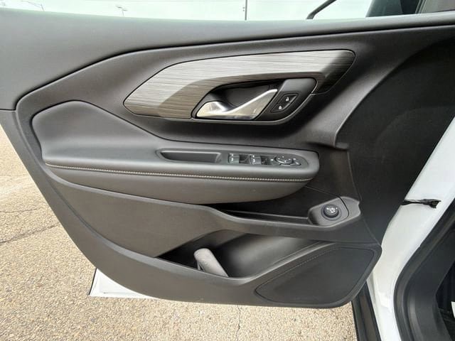 Used 2022 GMC Terrain SLE w/ Driver Convenience Package AWD/4WD image 26