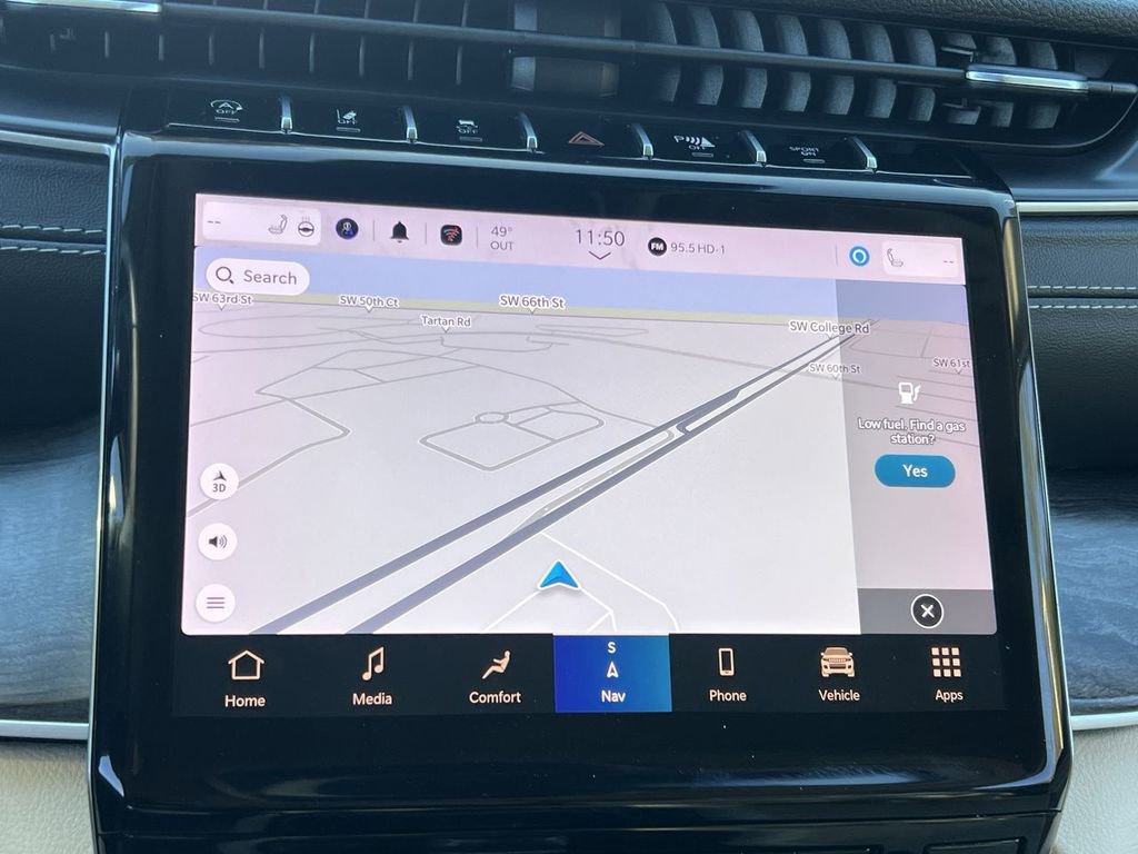 Used 2022 Jeep Grand Cherokee Limited w/ Luxury Tech Group II image 20