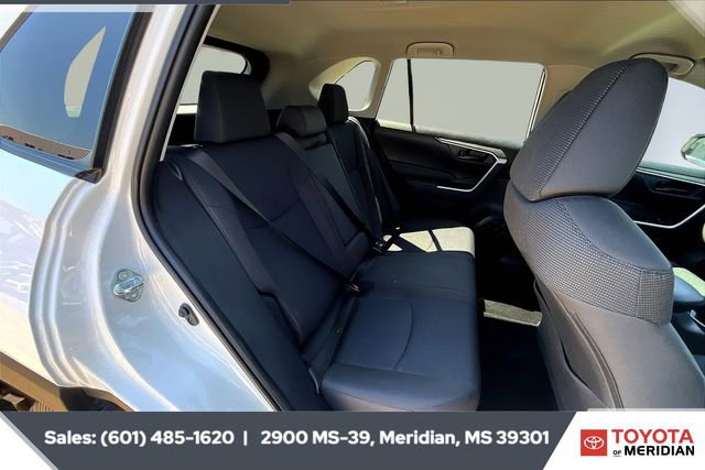 Used 2025 Toyota RAV4 LE image 20