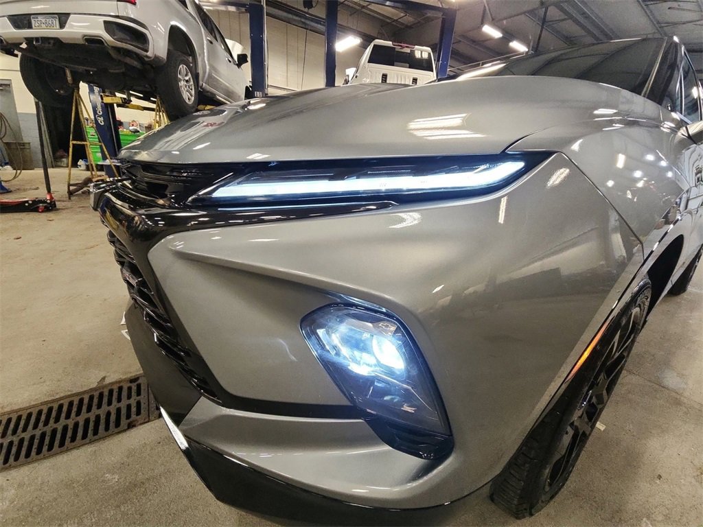 Certified 2024 Chevrolet Blazer RS w/ Driver Confidence II Package image 29