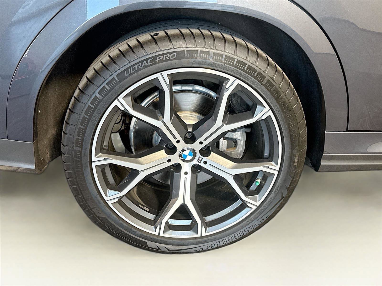 Used 2020 BMW X6 xDrive40i w/ M Sport Package AWD/4WD image 38