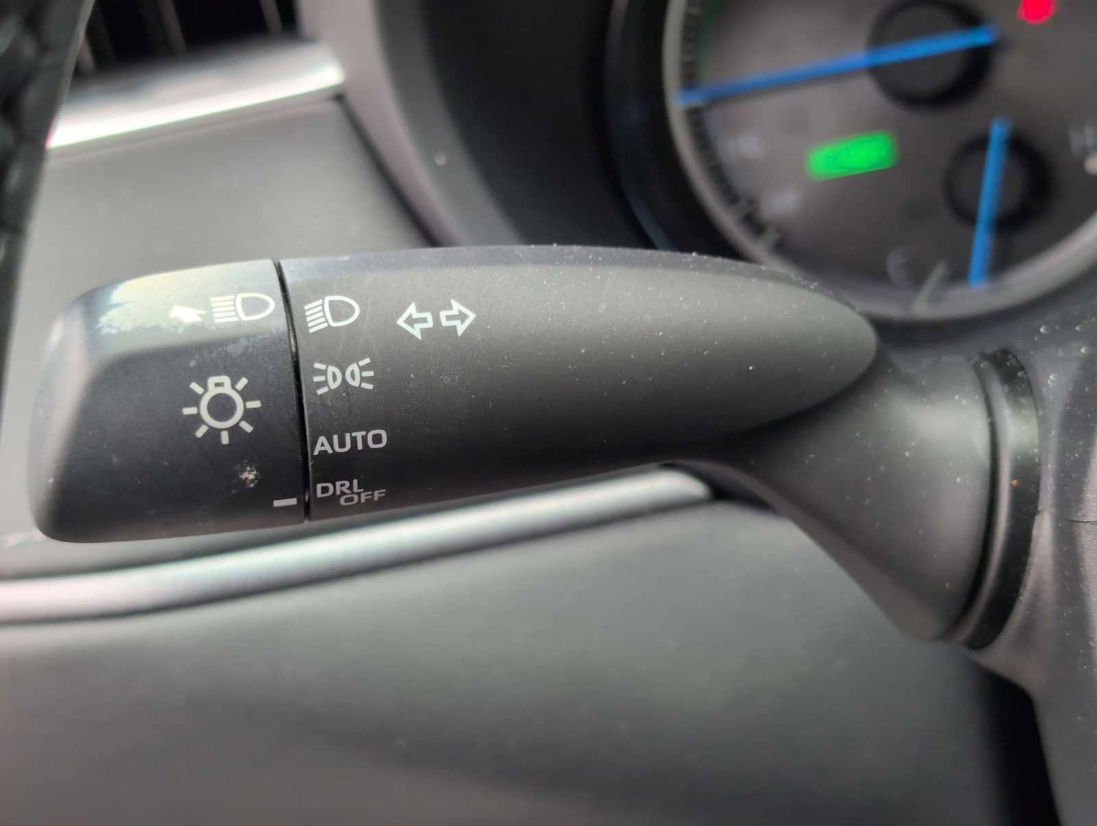 Used 2021 Toyota Venza Limited image 26