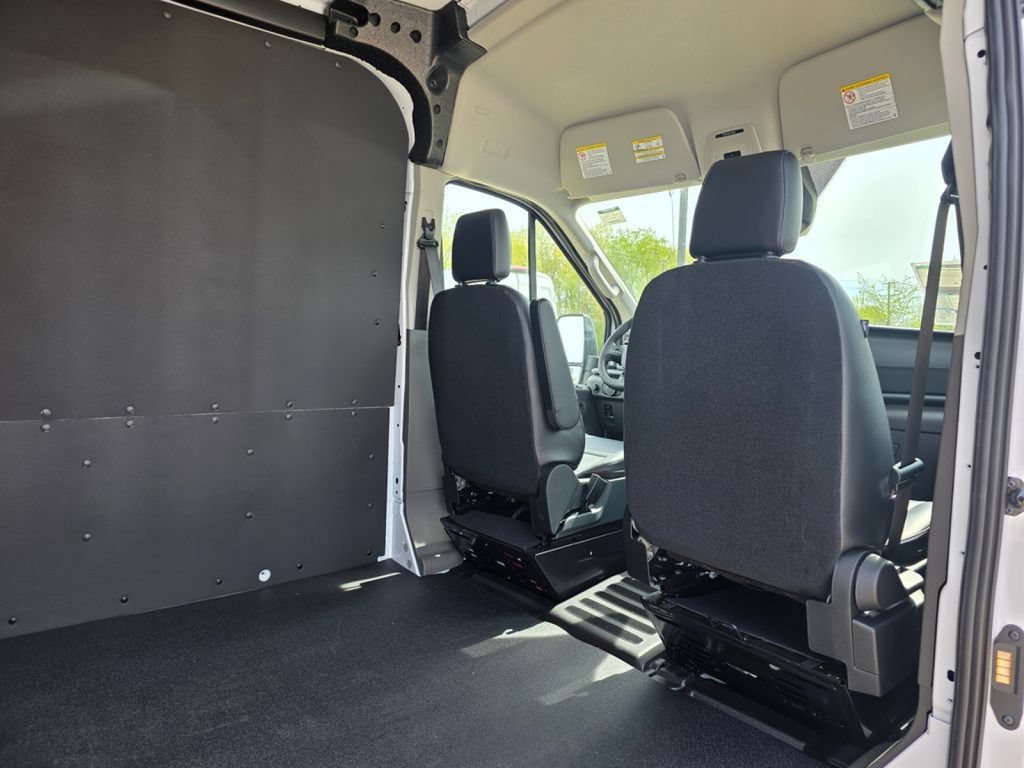 New 2026 Ford Transit 250 148 Medium Roof w/ Load Area Protection Package RWD image 17