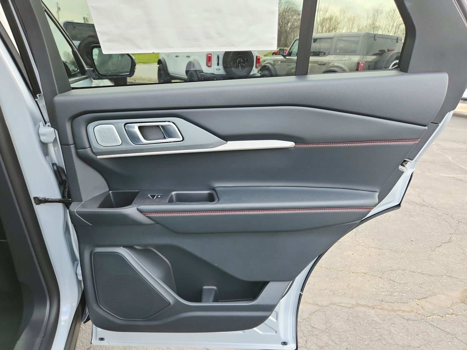 New 2026 Ford Explorer ST image 31