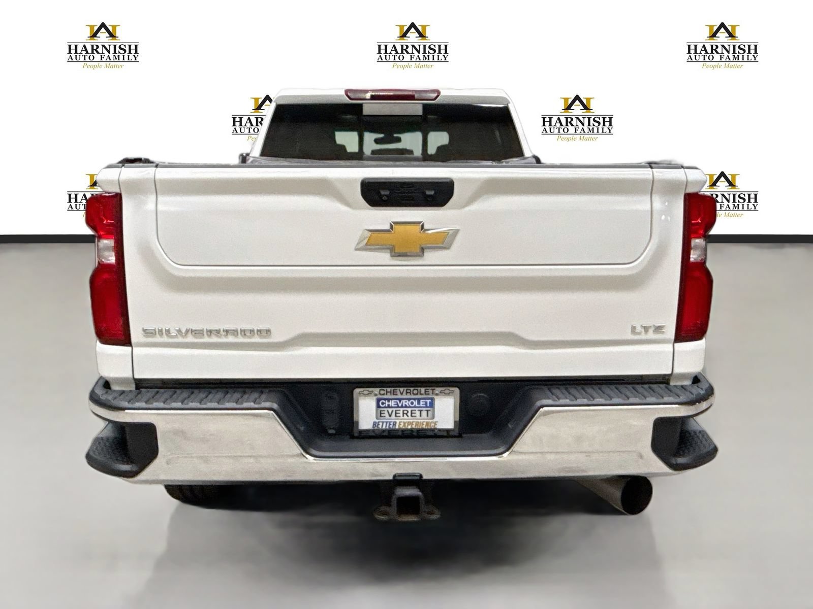 Used 2022 Chevrolet Silverado 3500 LTZ w/ LTZ Convenience Package AWD/4WD image 6