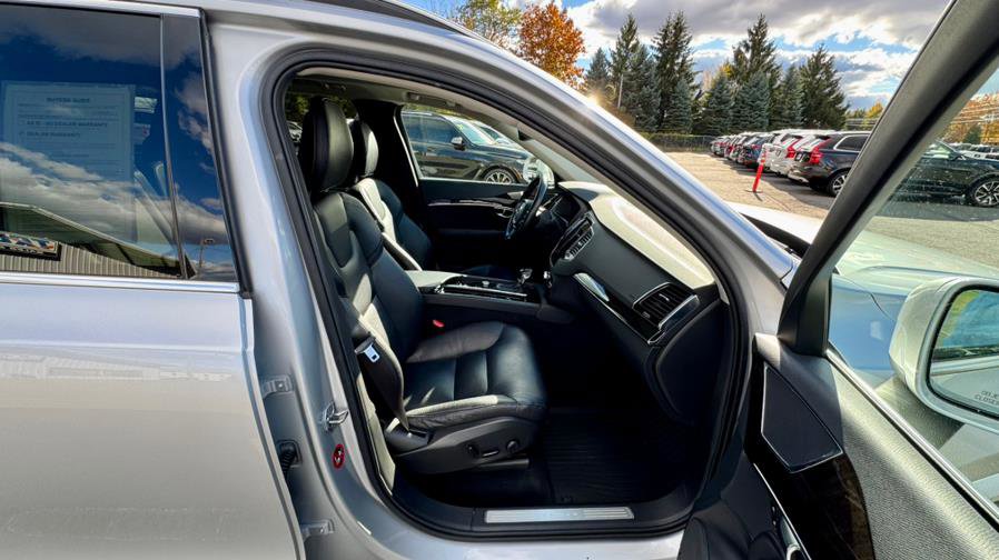 Used 2018 Volvo XC90 T5 Momentum w/ Momentum Plus Package image 20