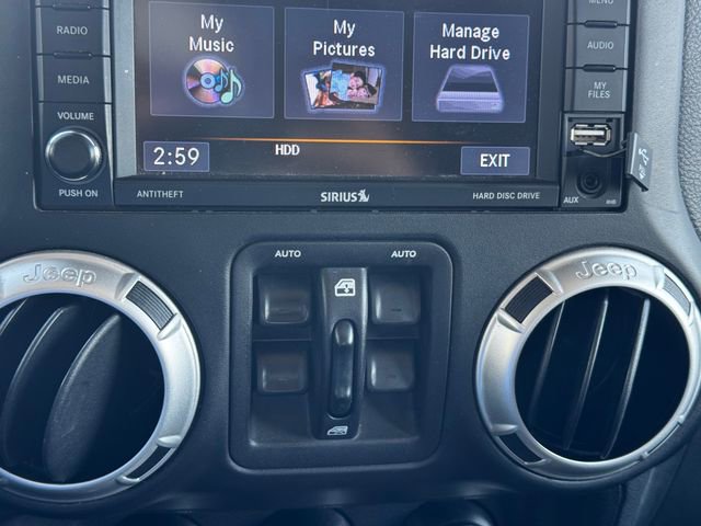 Used 2018 Jeep Wrangler Unlimited Rubicon w/ Cold Weather Group AWD/4WD image 37