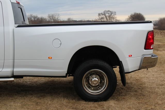 Used 2018 RAM 3500 Tradesman w/ Chrome Appearance Group AWD/4WD image 4