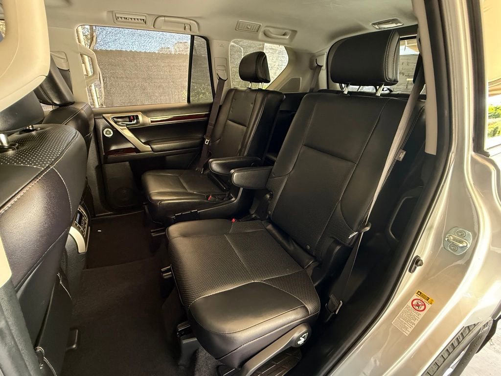 Used 2017 Lexus GX 460 Luxury AWD/4WD image 20