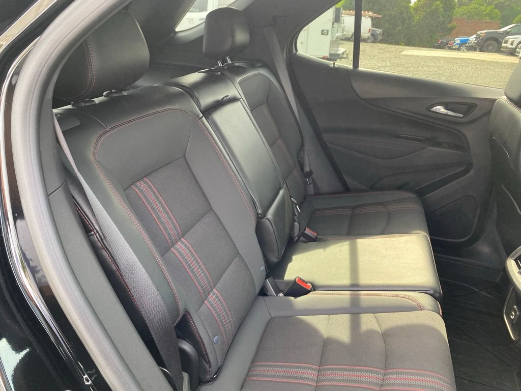 Used 2023 Chevrolet Equinox RS FWD image 20