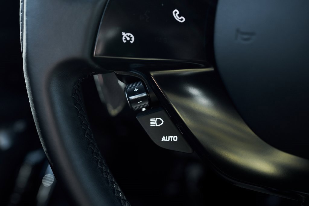 Used 2022 Ferrari Roma image 50