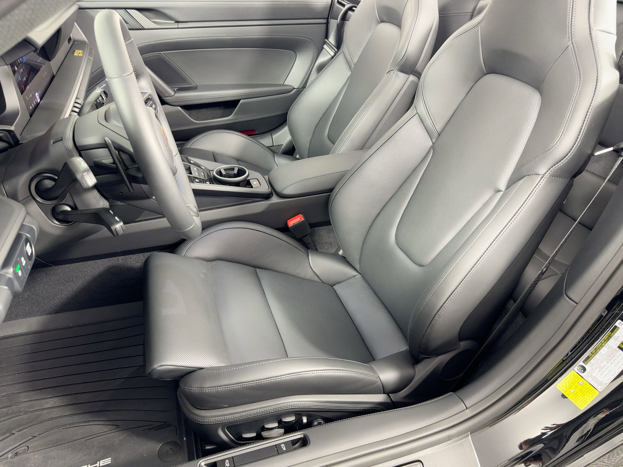 Used 2026 Porsche 911 GTS image 5