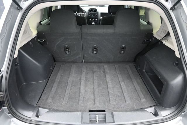 Used 2016 Jeep Compass Sport FWD image 21