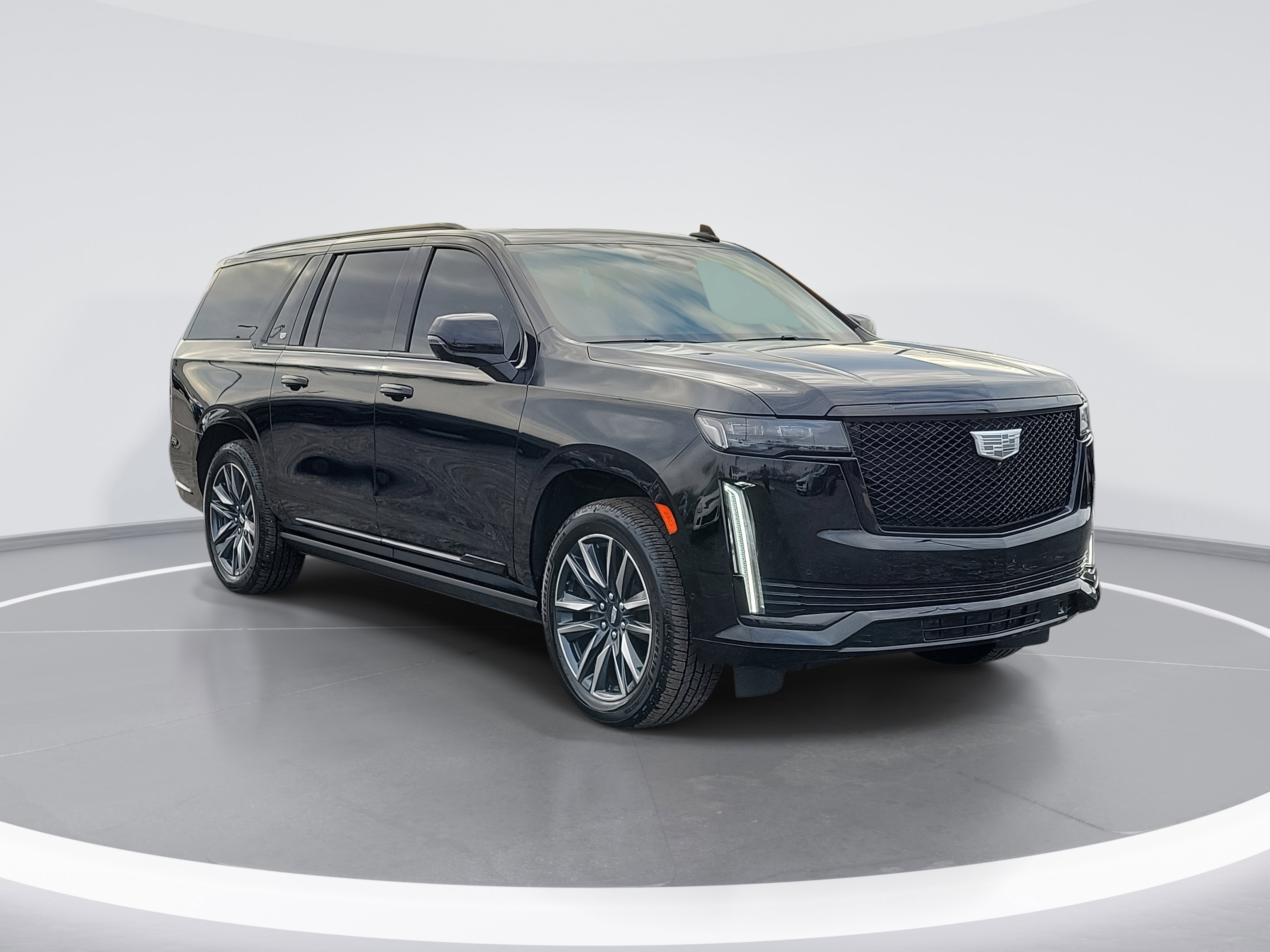 Used 2021 Cadillac Escalade ESV Sport Platinum image 2