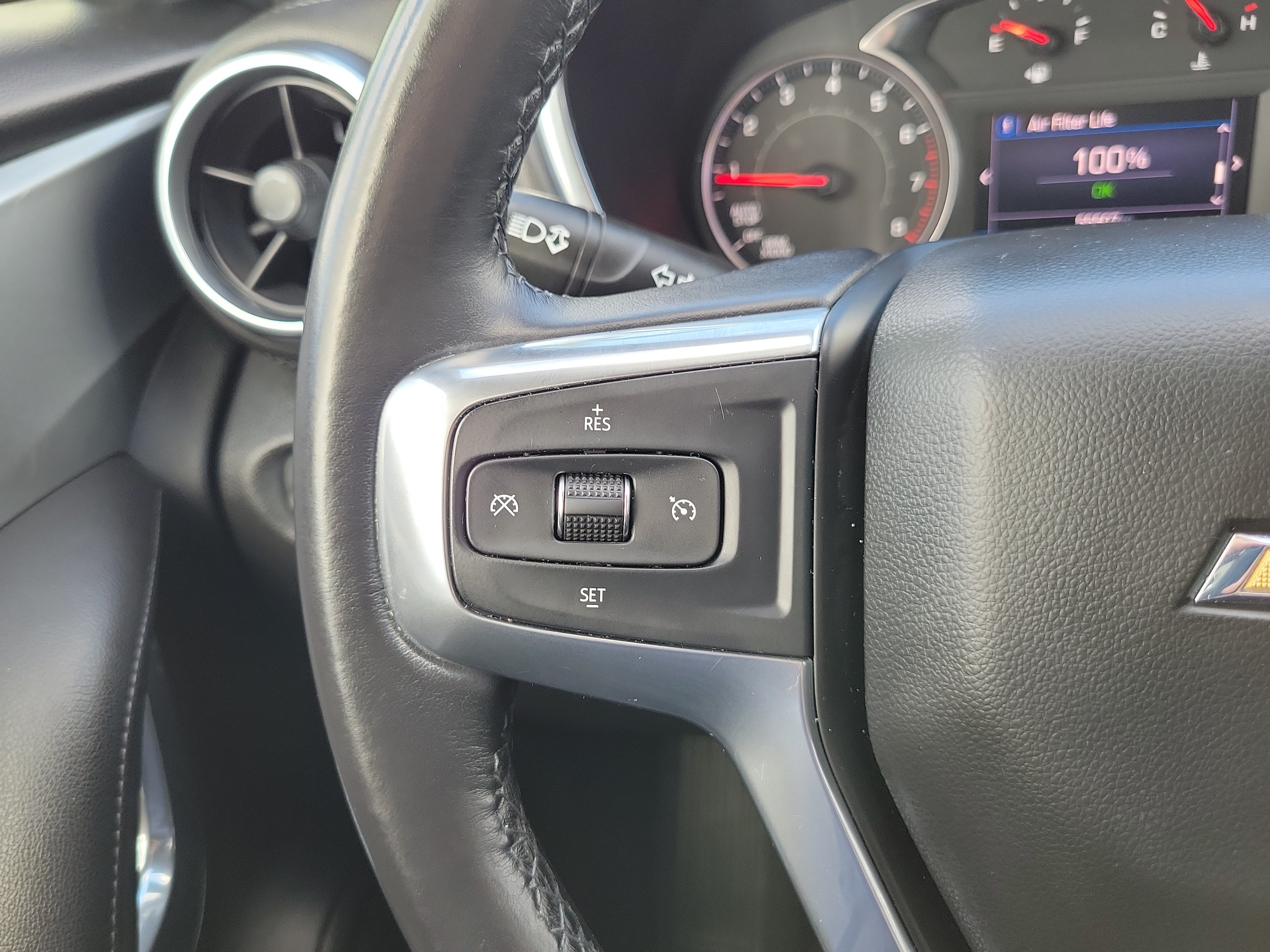 Used 2020 Chevrolet Blazer LT FWD image 19