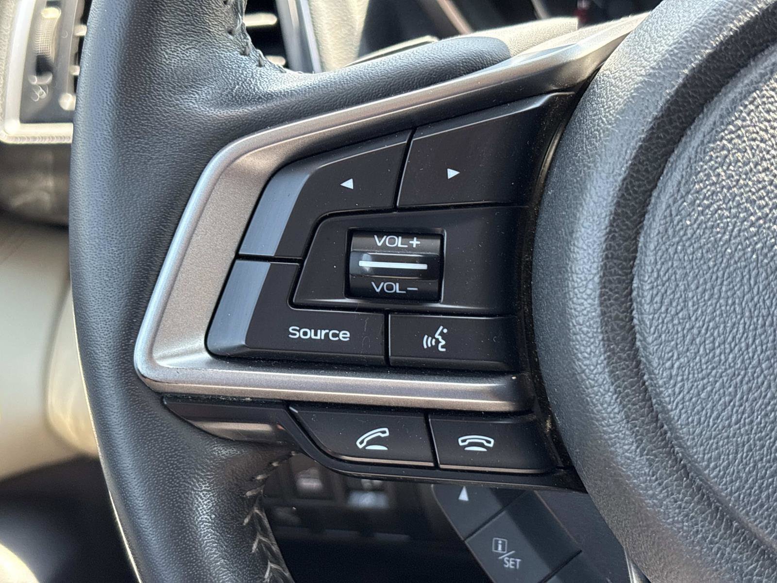 Used 2019 Subaru Ascent Touring image 19