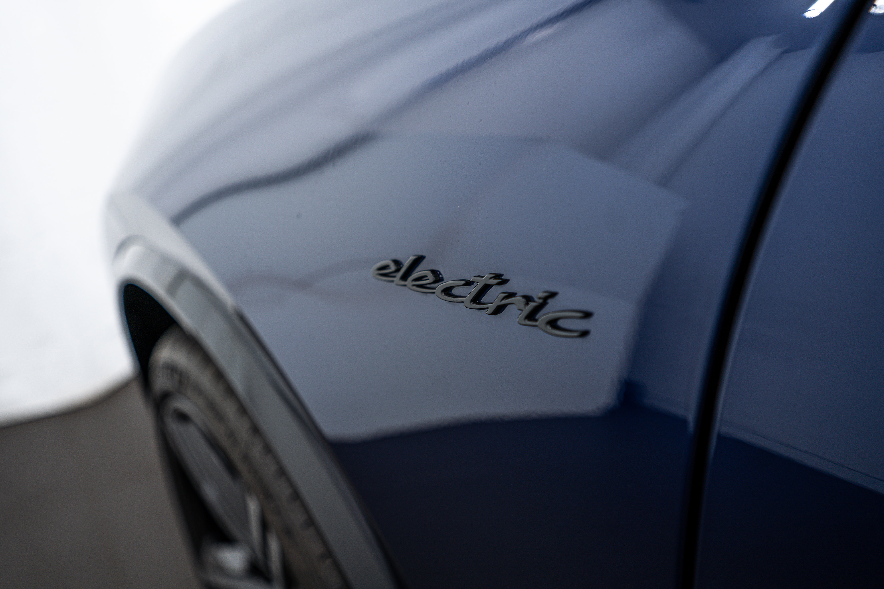 New 2025 Porsche Macan Turbo Electric image 26