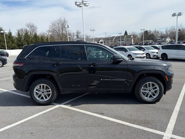 New 2026 Jeep Grand Cherokee Laredo X AWD/4WD image 9