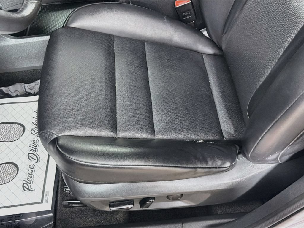 Used 2021 Nissan Rogue SV AWD/4WD image 18