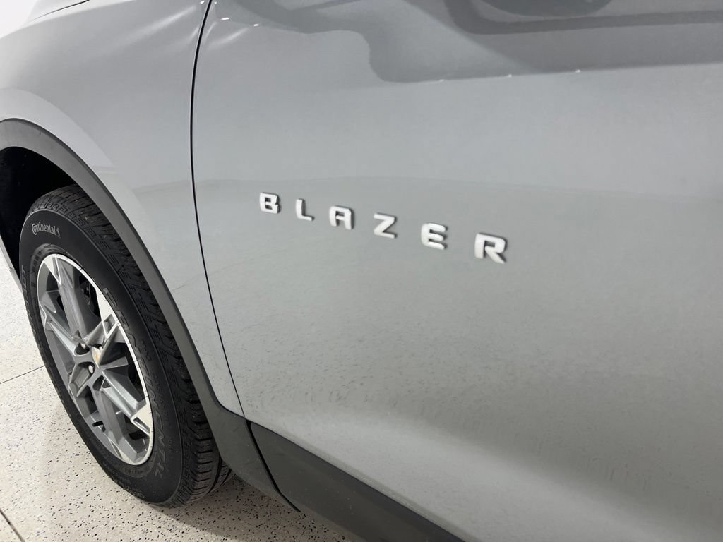 Used 2023 Chevrolet Blazer LT w/ Convenience Package FWD image 28