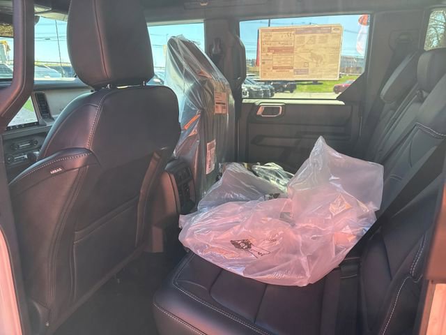 New 2026 Ford Bronco Outer Banks w/ Sasquatch Package AWD/4WD image 10