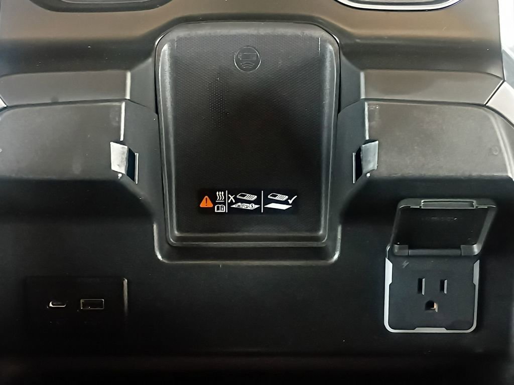 Used 2023 GMC Sierra 1500 SLT w/ SLT Convenience Package image 6