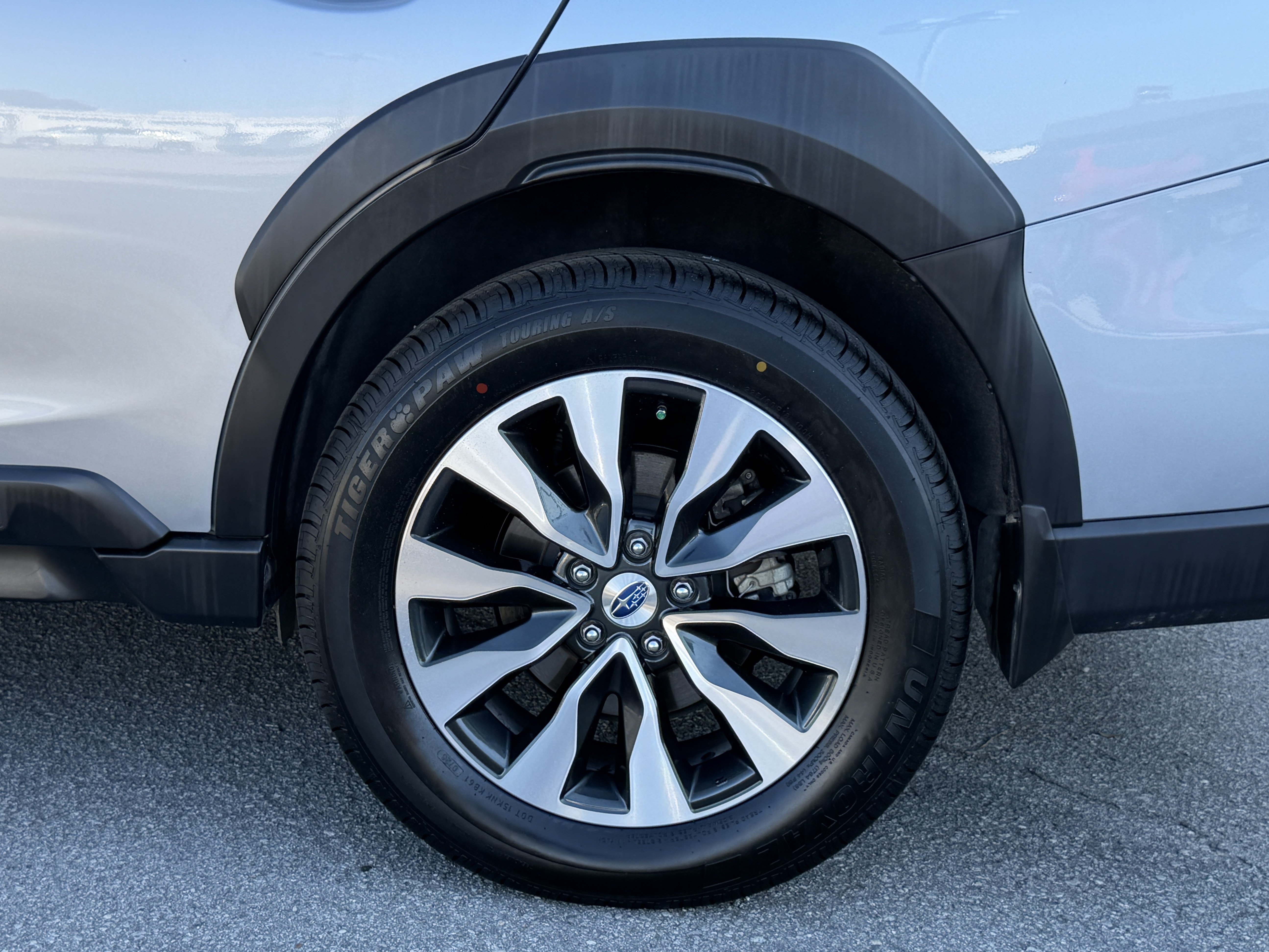 Used 2024 Subaru Outback Touring XT AWD/4WD image 11