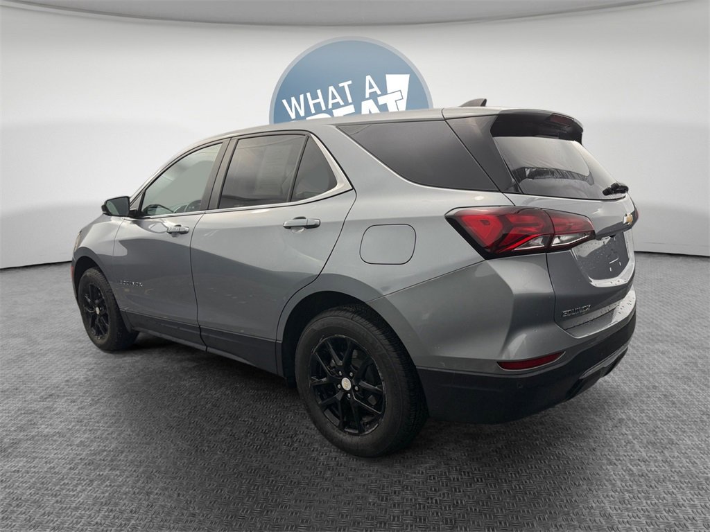 Used 2023 Chevrolet Equinox LT w/ Driver Convenience Package image 6