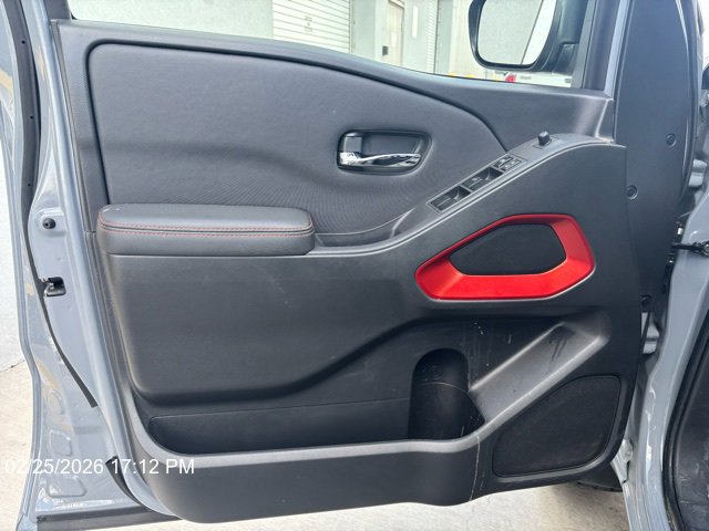 Used 2024 Nissan Frontier Pro-X image 10