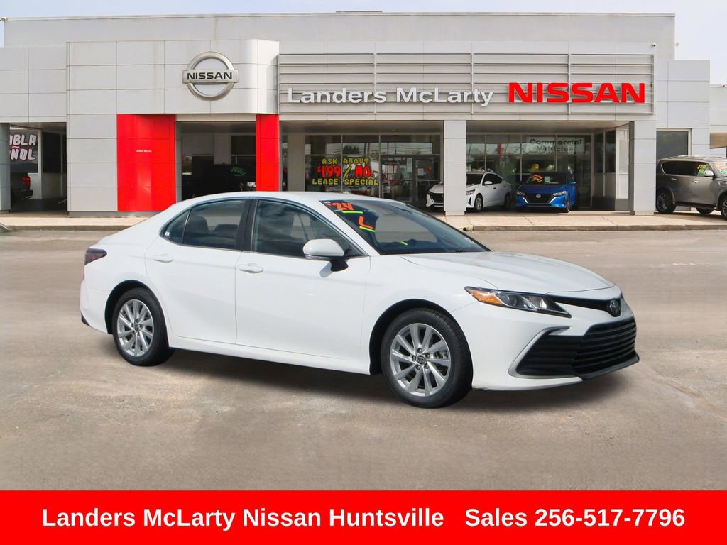 Used 2024 Toyota Camry LE w/ Convenience Package image 1