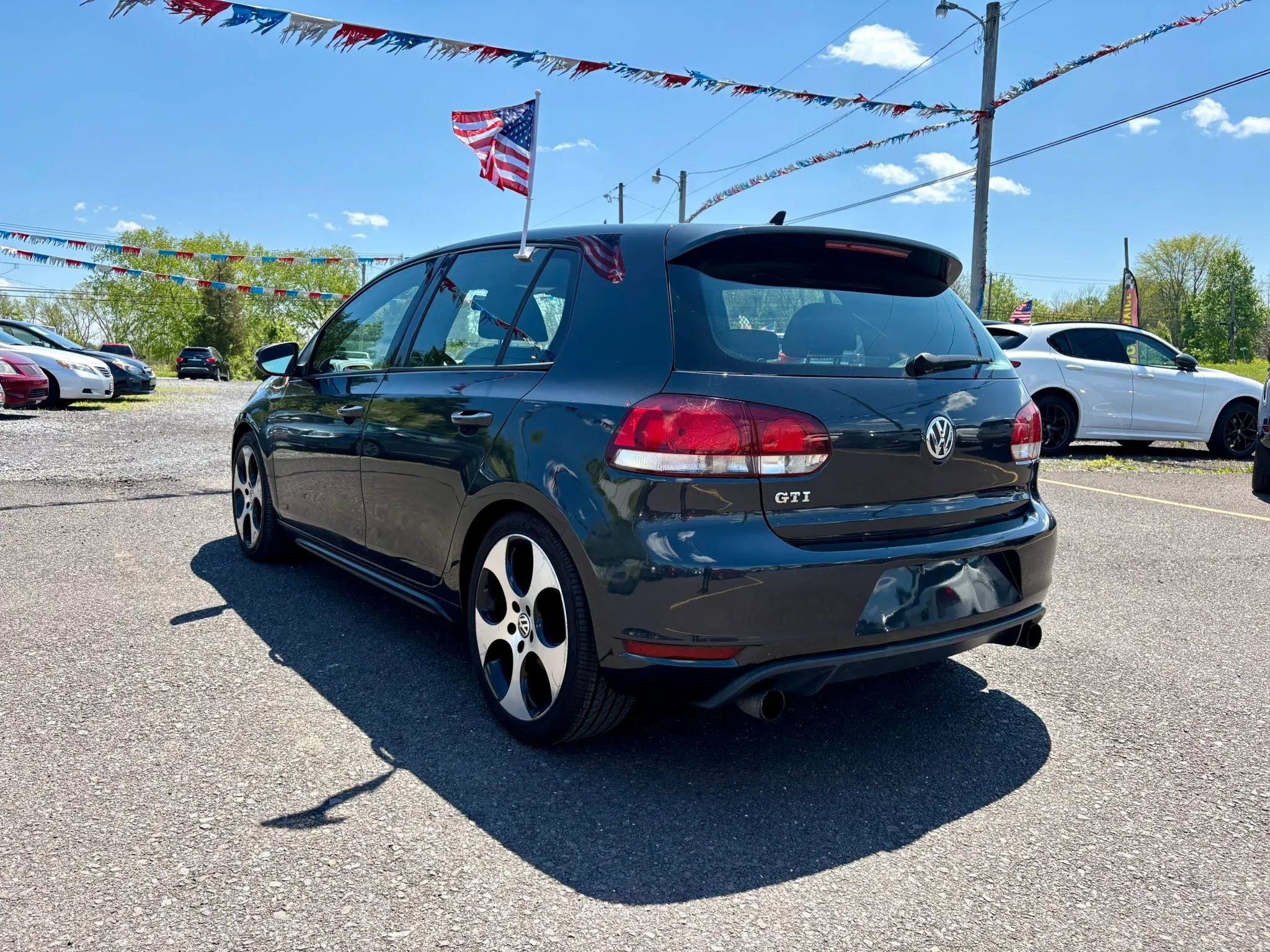 Used 2012 Volkswagen GTI 4-Door FWD image 3