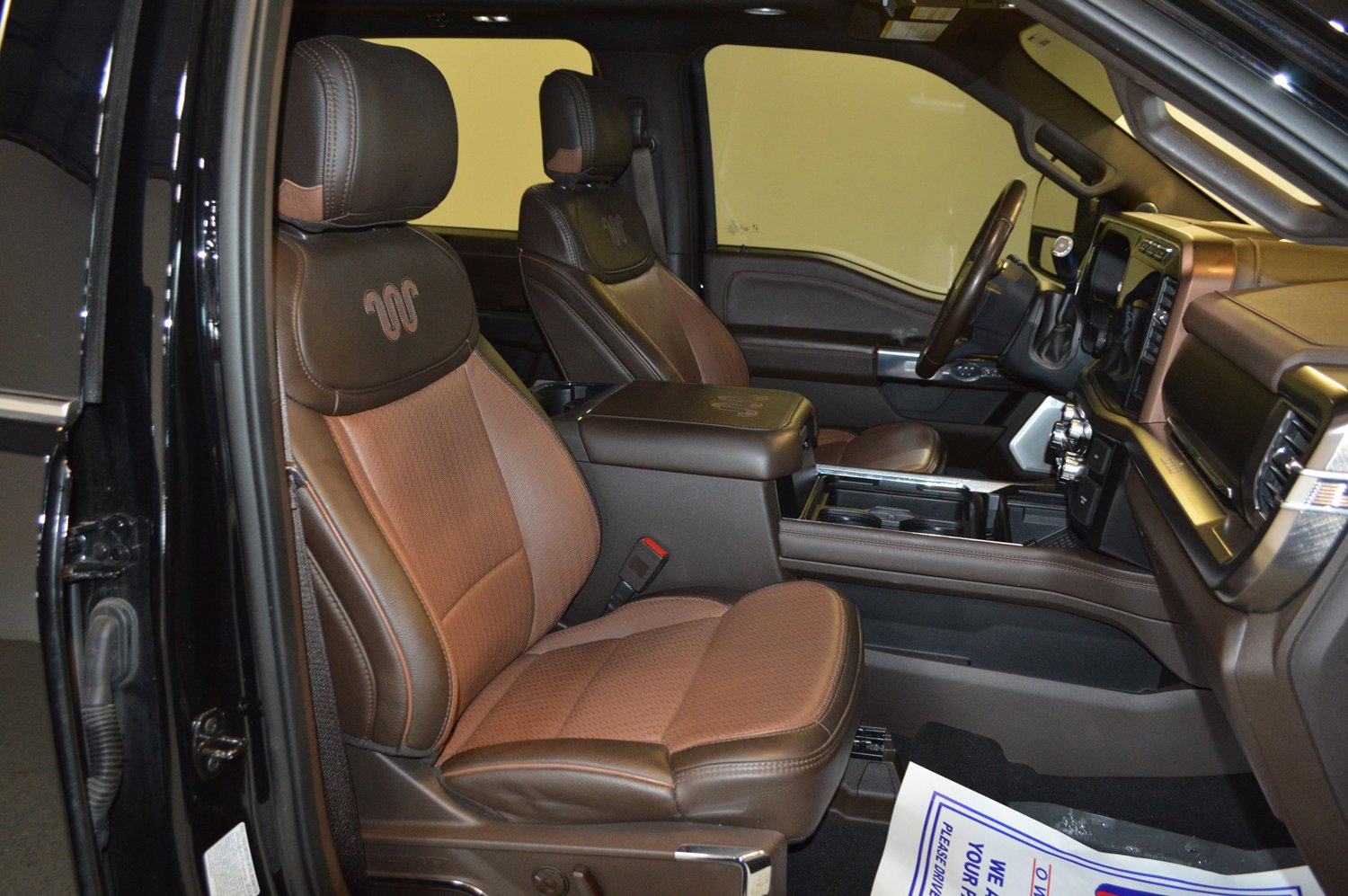 Used 2024 Ford F250 King Ranch w/ Chrome Package AWD/4WD image 11