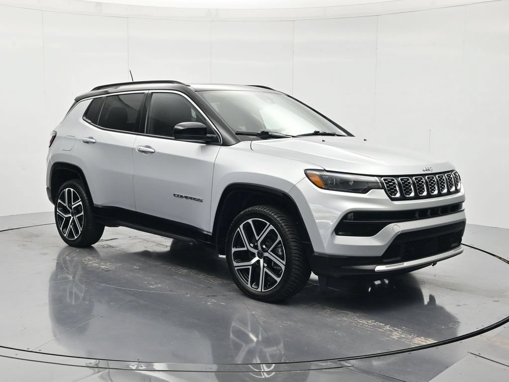Used 2025 Jeep Compass Limited w/ Elite Group AWD/4WD image 3