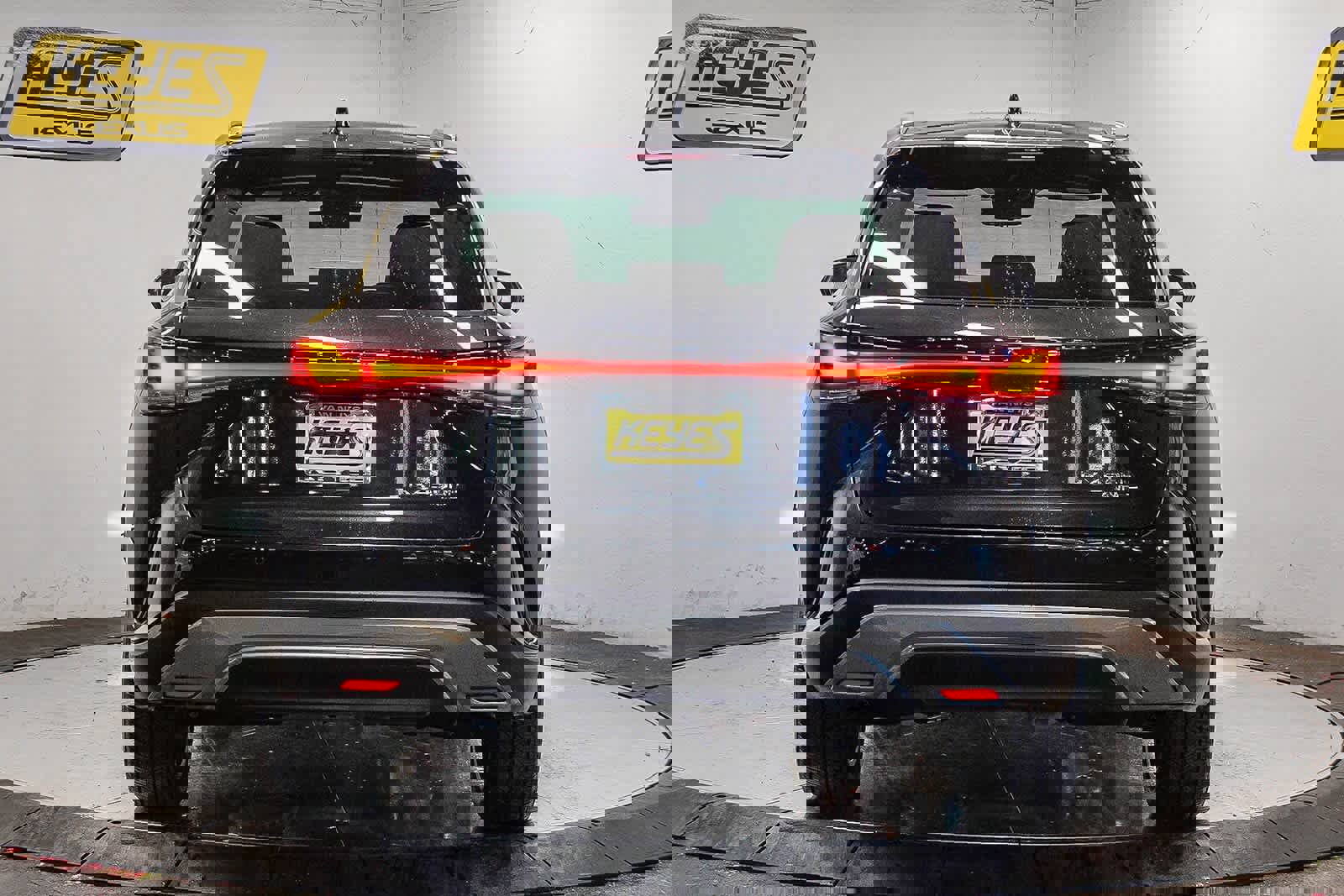 Used 2024 Lexus RX 450h Luxury image 5