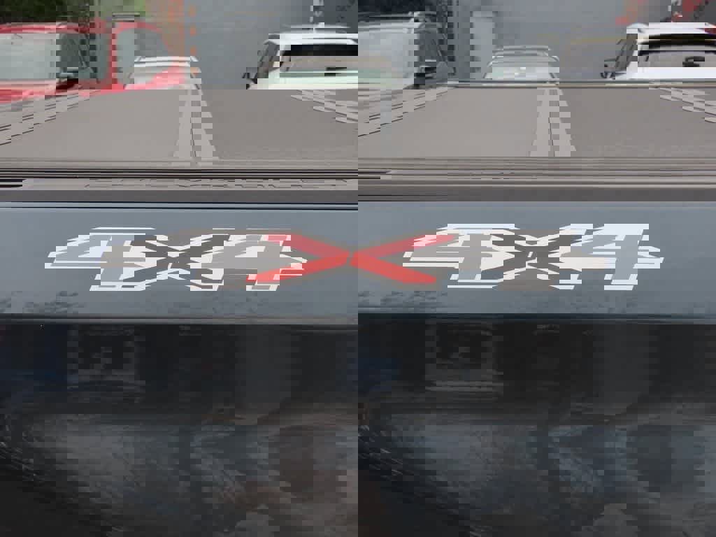 Used 2020 Chevrolet Silverado 1500 LT w/ All-Star Edition image 9