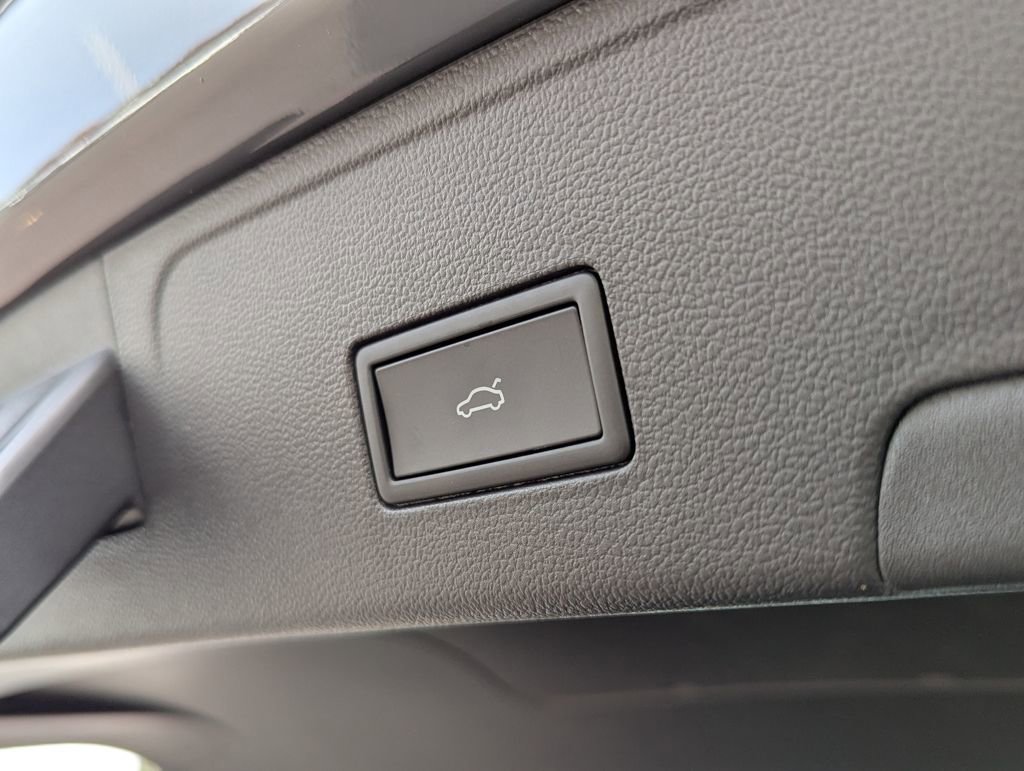 New 2026 Volkswagen Atlas Cross Sport SEL Premium R-Line image 35